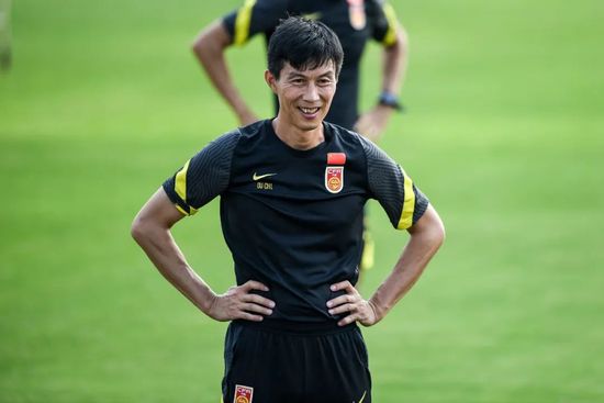 这一次，导演周防大胆启用新人，女主角由年仅15岁的新秀女演员上白石萌音 日本9名新生代美少女 新片打响“地球防卫战” 2011-10-03 人气偶像女子团体“AKB48”成员片山阳加、“SDN48”成员野吕佳代等新生代女星共演的新片《地球防卫战的女孩们P9》曝光首张角色剧照。